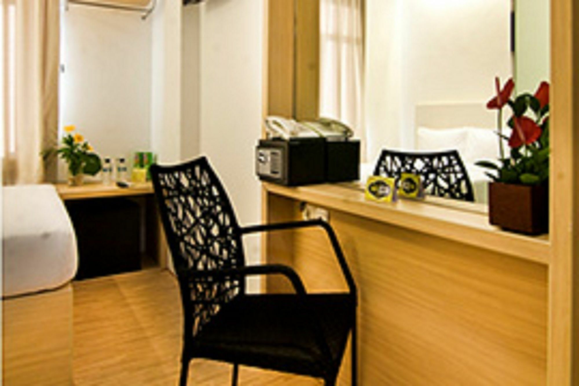 Kimono Spa Hotel Kuta  Exterior photo